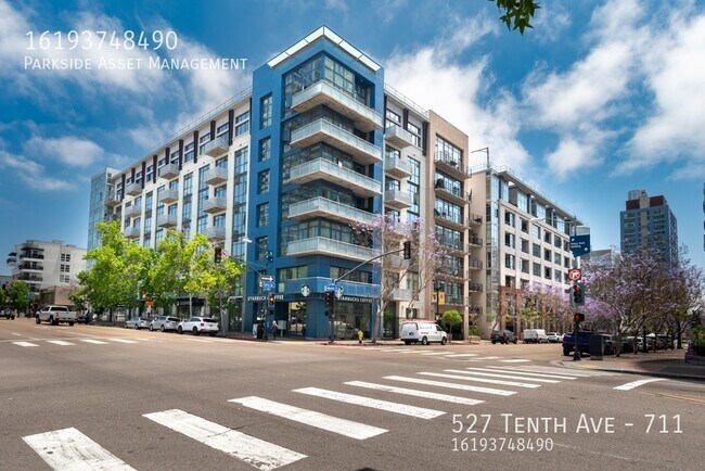Building Photo - 527 Tenth Ave-711