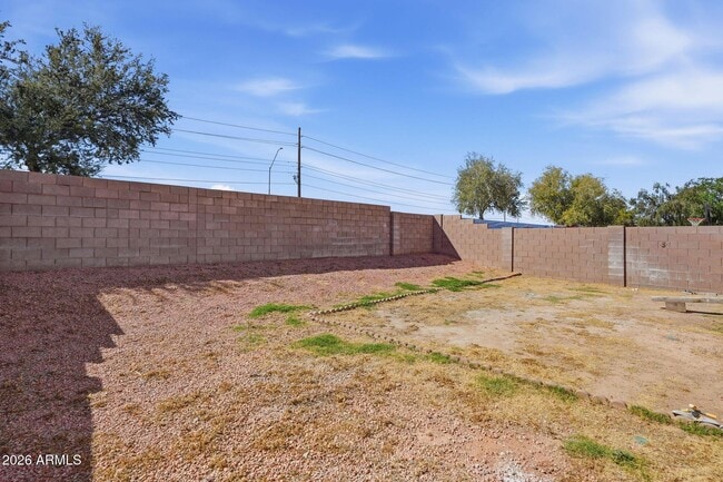 Building Photo - 3331 W Via Del Sol Dr