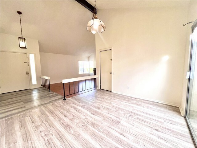 Building Photo - 21 Sandpiper