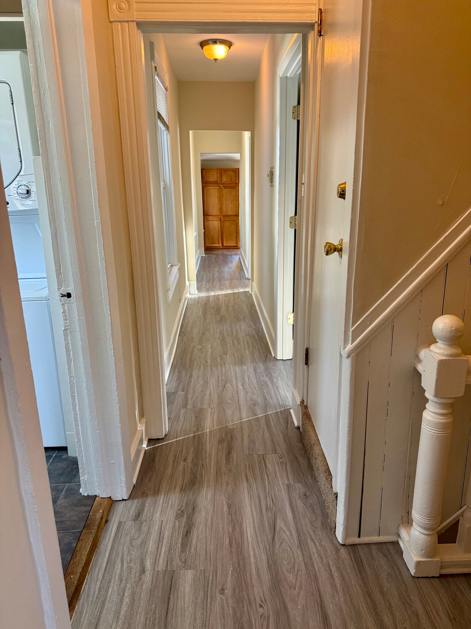 Building Photo - 411 Lyman Ave