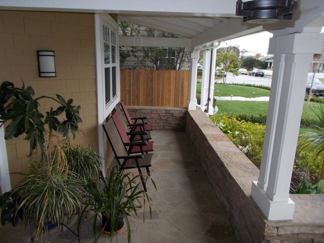 Building Photo - 504 El Modena Ave