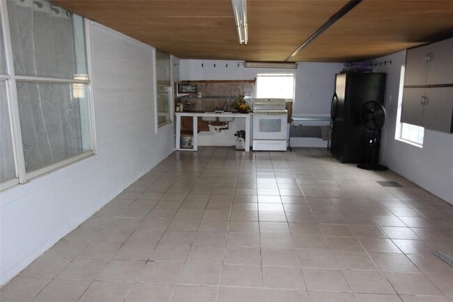 Building Photo - 11022 Bradford Way Dr