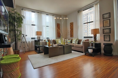 Building Photo - 69 E Lake St