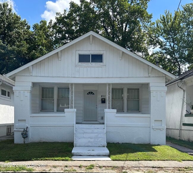 Primary Photo - 811 Sutcliffe Ave