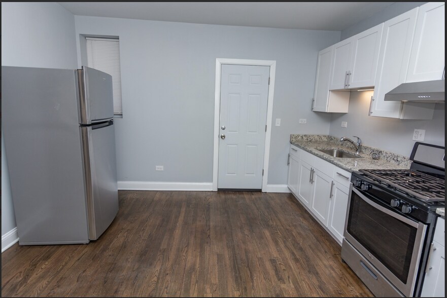 Building Photo - 6433 S Stewart Ave