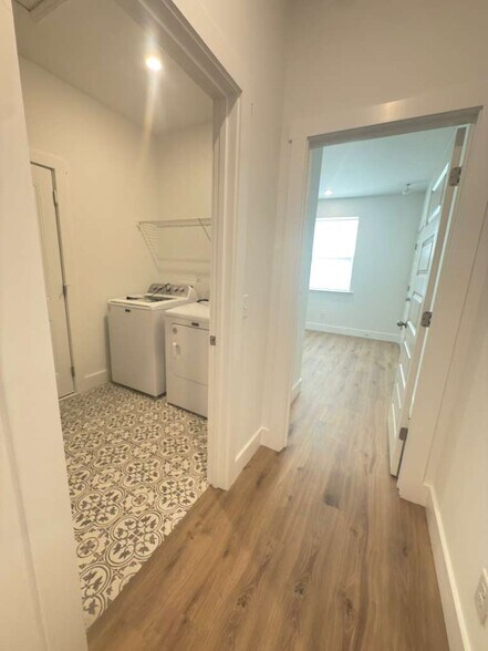 Building Photo - 25 Mainland Lakes Dr