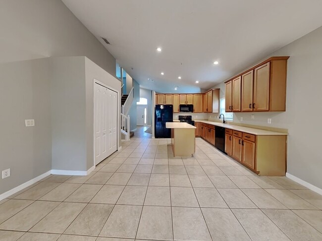 Building Photo - 906 Summit Ash Ct