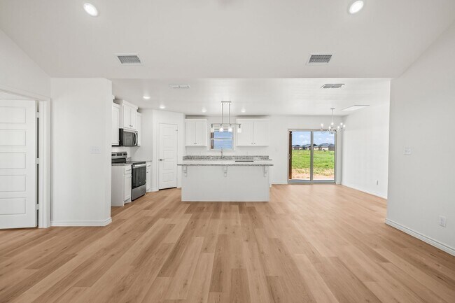 Building Photo - Country Living In Idalou ISD!