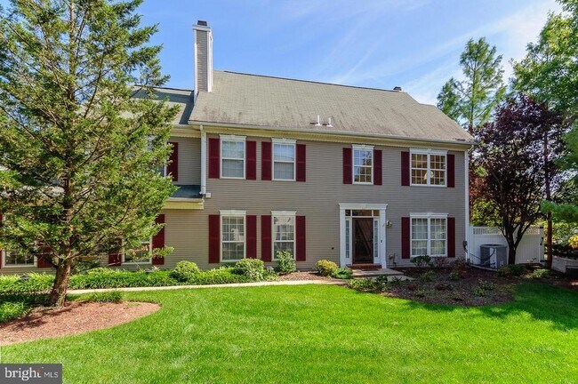 Building Photo - 109 Deer Run Ct