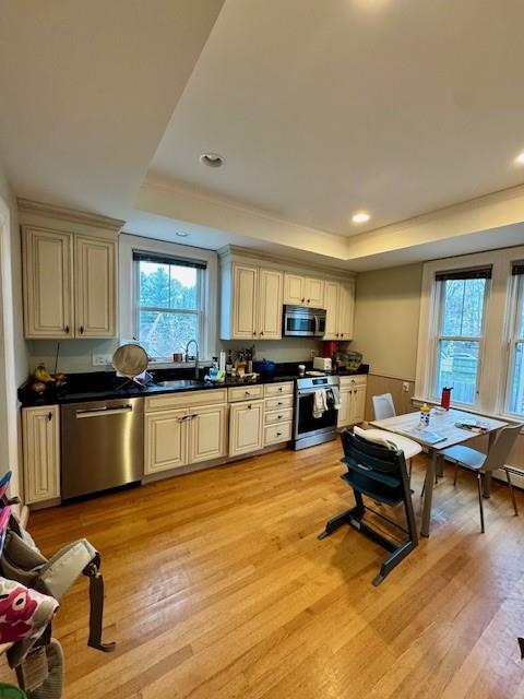 Building Photo - 263 Doyle Ave