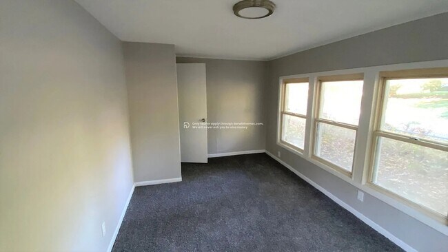 Building Photo - 7700 E 108 Terrace