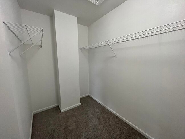 Building Photo - 2815 Barclay Way