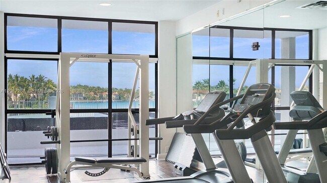 Building Photo - 6770 Indian Creek Dr