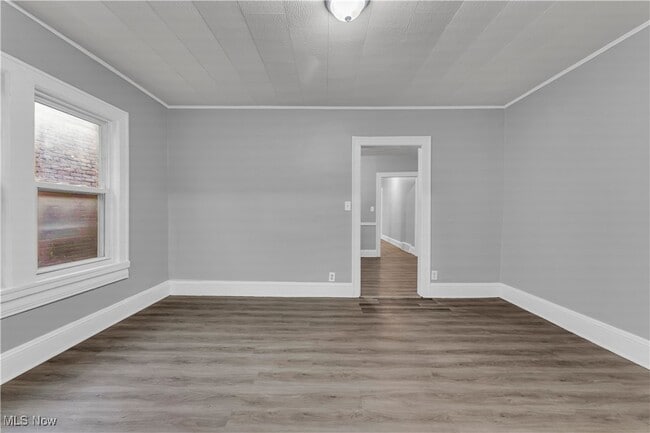 Building Photo - 4657 Warner Rd