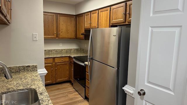Building Photo - 701 Kennesaw Ct