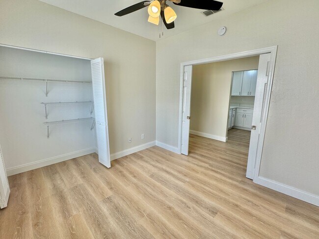 Building Photo - ** BRADSTROM AT LELY ** 3 BED / 2 BATH - CONDO - LIKE NEW! - GREAT LOCATION - ANNUAL RENTAL