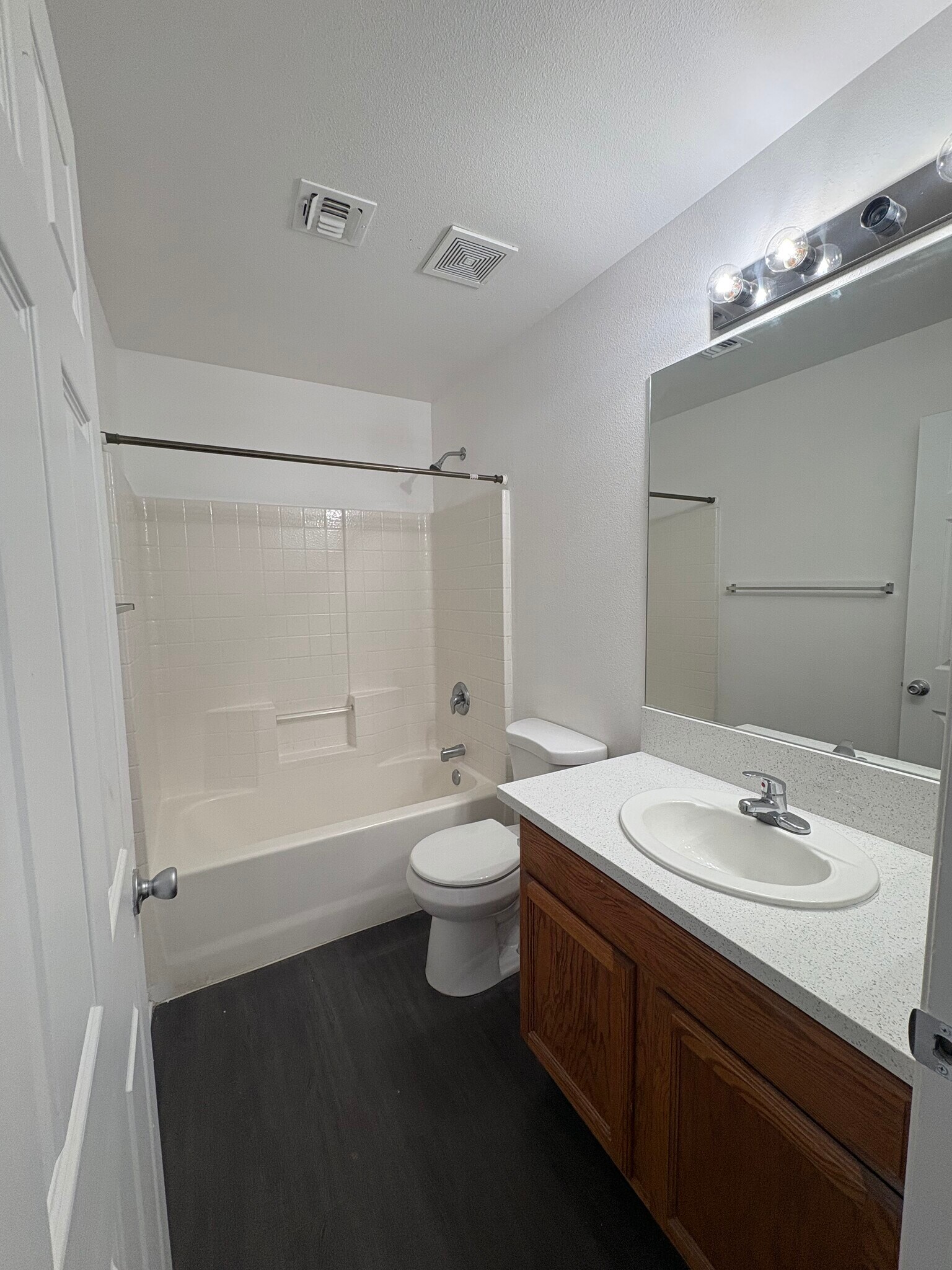 Building Photo - 73538 Sun Valley Dr