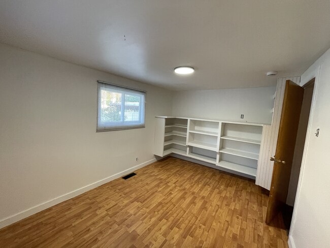 Building Photo - 3595 S 500 E