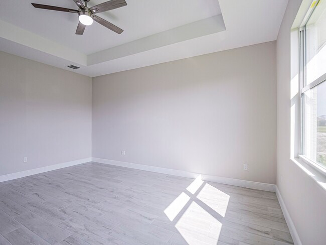 Building Photo - 6423 High Pointe Cir