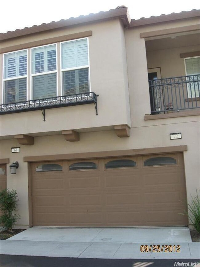 Building Photo - Mountain House 2 Bedroom 2 Bath Townhome
