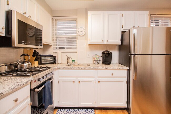 Building Photo - 25 A Jay Street-SI FL3-ID1238070P