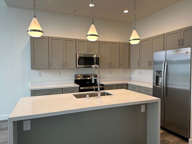 Building Photo - Experience Modern Elegance in this Summerl...