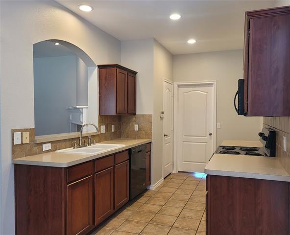 Building Photo - 806 Bens Dr