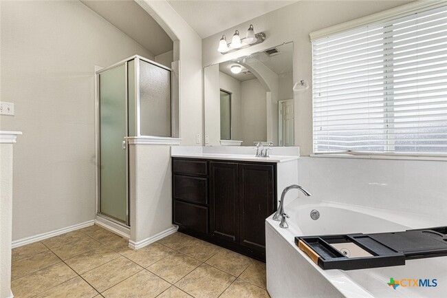Building Photo - 5209 Ranch Meadow St
