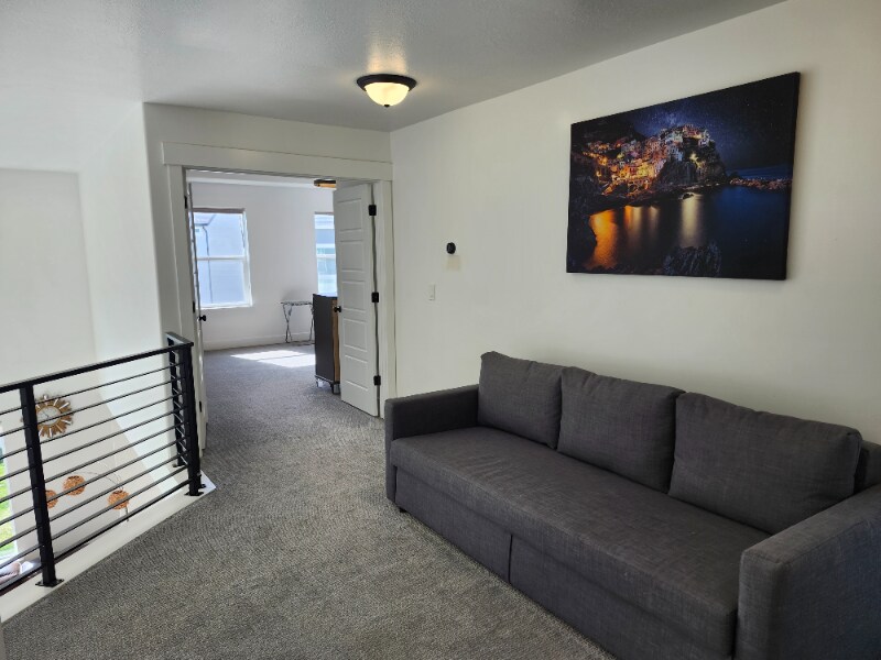 Building Photo - 99 N Lasalle Dr