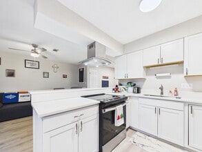 Building Photo - 309 Olympia Ct