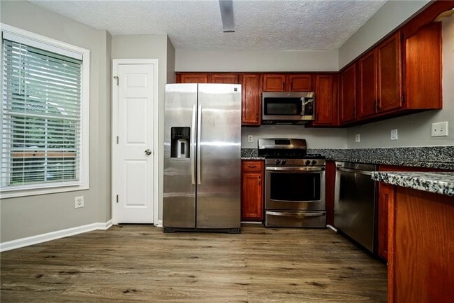 Building Photo - 2207 Boulder Springs Dr