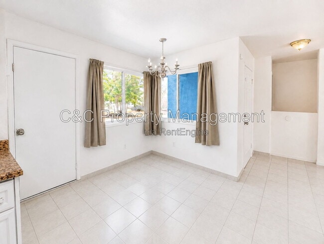 Building Photo - 17944 Kendall Cir