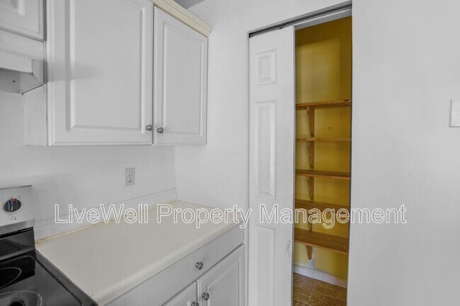 Building Photo - 428 Cambrian Ridge Trail