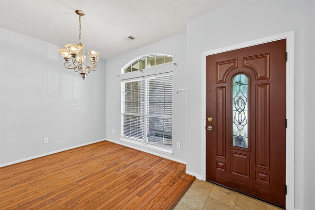 Building Photo - 2942 Blue Dawn Dr