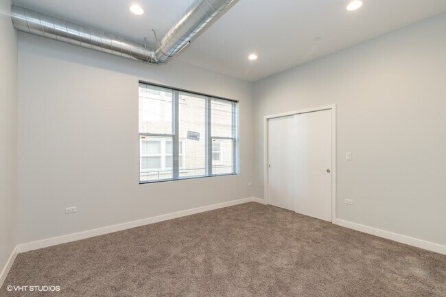 Building Photo - 8917 Grant Ave