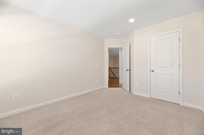 Building Photo - 42409 S Dogwood St