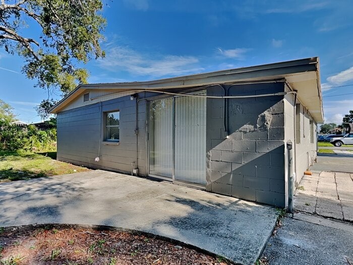 Building Photo - 5701 E 30th Ave