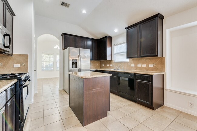 Building Photo - 3426 Lily Ranch Dr