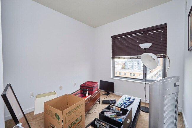 Building Photo - 475 K St NW