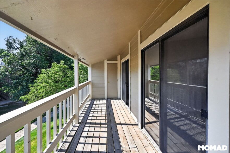 Building Photo - 8225 S Fairmount Dr