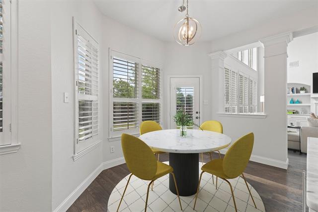 Building Photo - 821 High Willow Dr