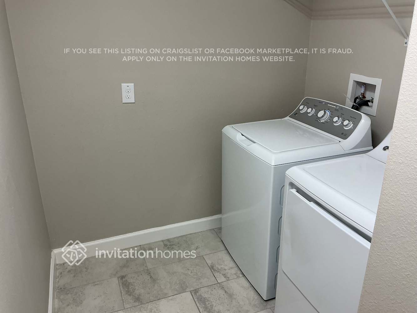 Building Photo - 2887 Gridiron Garden Isle