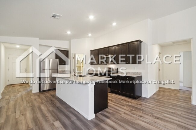 Building Photo - 975 Barkwell Dr SW