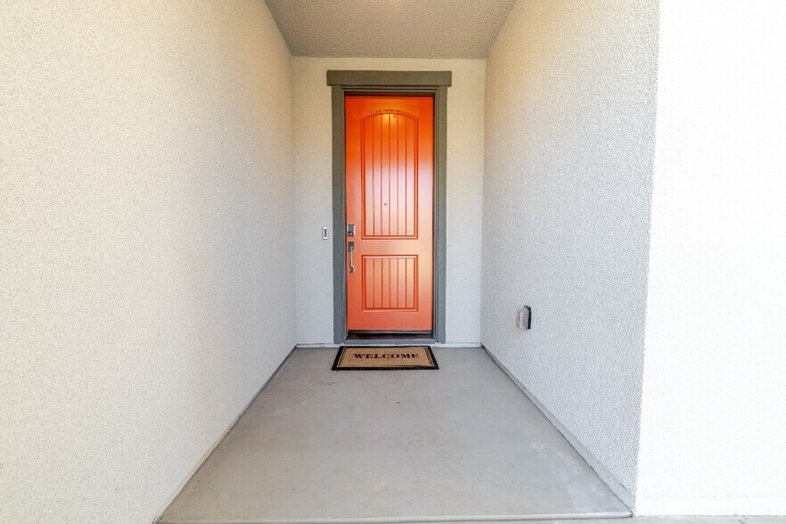 Building Photo - 443 Royal Nat'l Rd