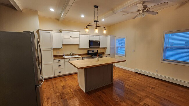 Building Photo - 15 1st Ave