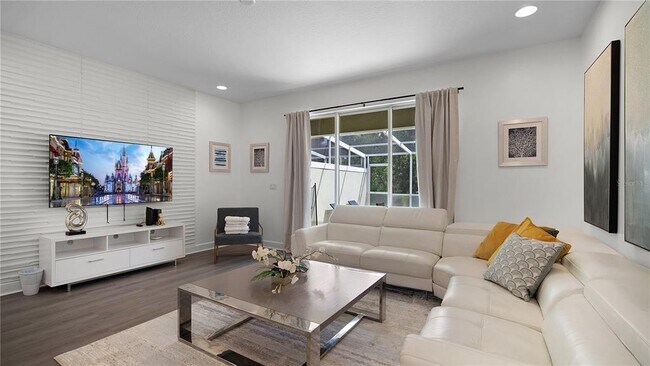 Building Photo - 1641 Tranquil Ave