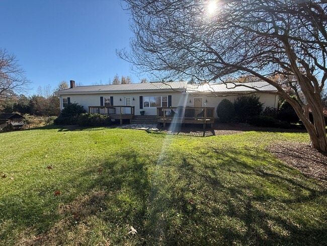 Building Photo - FOR RENT DAVIE COUNTY!! 336-360-5860