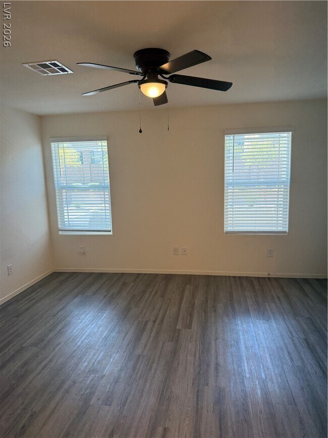 Building Photo - 3721 Celesta Vis Ave