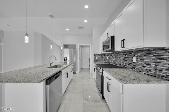 Building Photo - 3095 NW 4th Pl