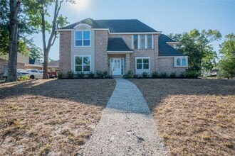 Building Photo - 1923 Big Horn Dr